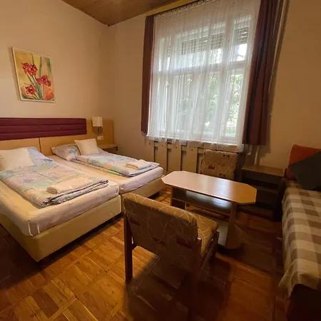 Alpesi Trimmel Apartamento *
